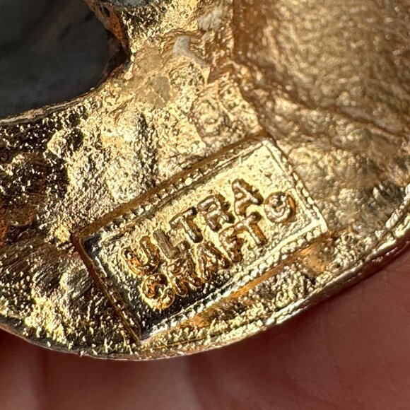 Vintage Pig Brooch Mixed Metals Gold and Silver Tone Ultra Craft Whimsical - Picture 7 of 8